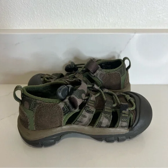 Keen Newport H2 Kids Sandals Camo Water Sport Outdoor Strappy Size 10 - Picture 7 of 10